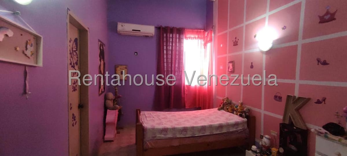 Casa (Duplex) en Venta en Los Anaucos, Miranda - 30