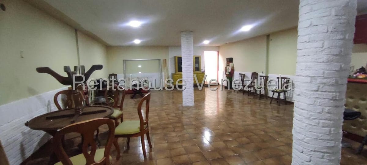 Casa (Duplex) en Venta en Los Anaucos, Miranda - 39