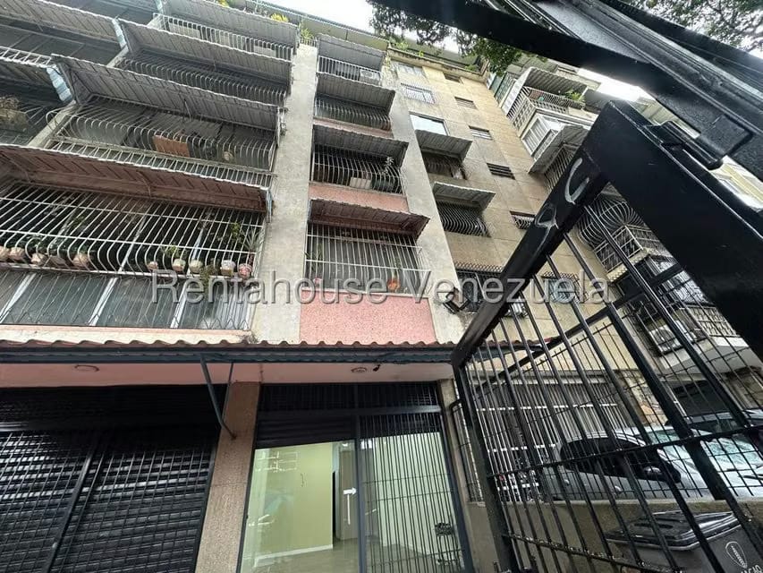 Comercial (Local Comercial) en Alquiler en Bello Campo, Distrito Metropolitano - 5