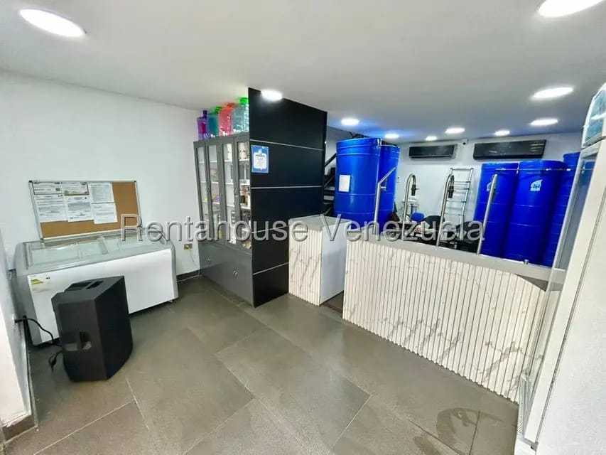 Comercial (Local Comercial) en Alquiler en Centro, Lara - 2