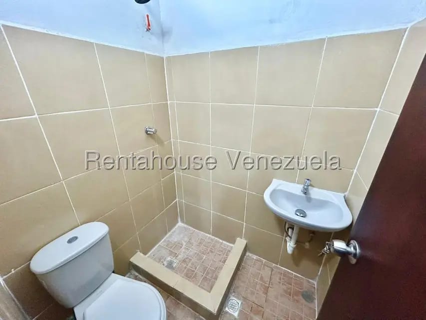Comercial (Local Comercial) en Alquiler en Centro, Lara - 7