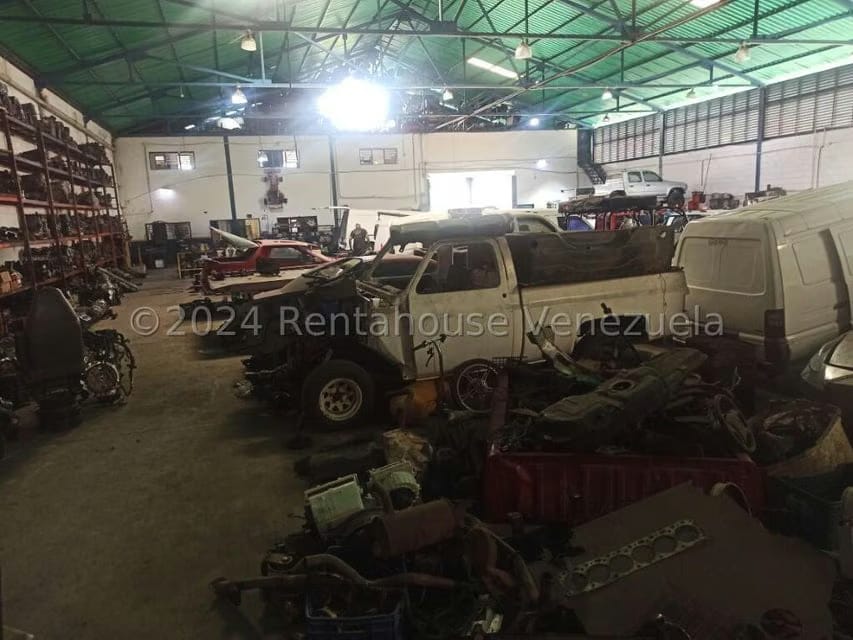 Comercial (Galpon - Deposito) en Venta en Terrinca, Miranda - 12
