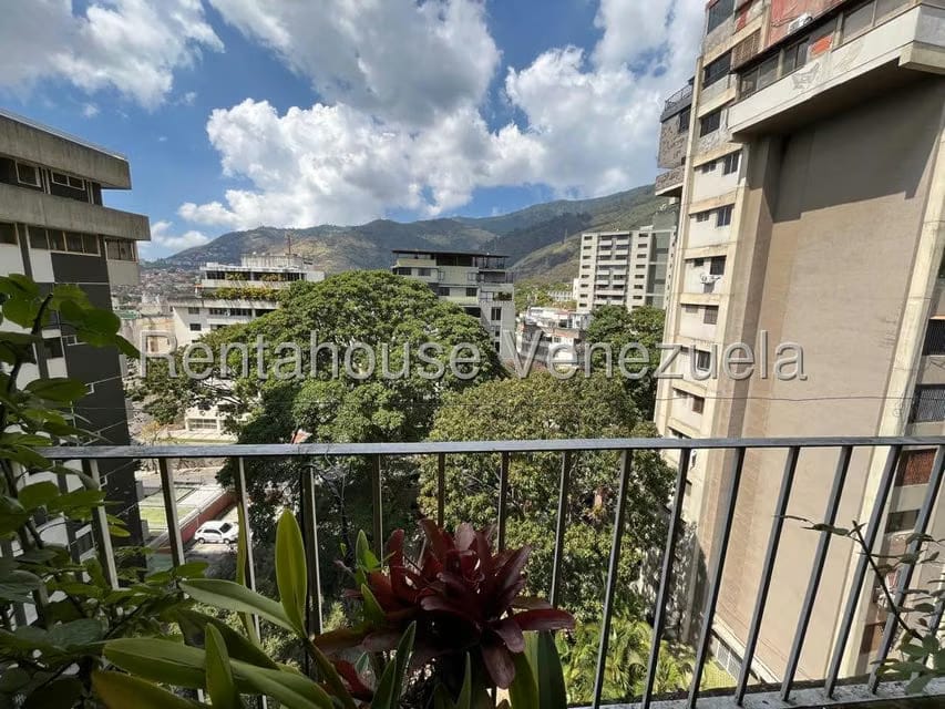 Apartamento (Multiples Niveles) en Venta en San Bernardino, Distrito Metropolitano - 38