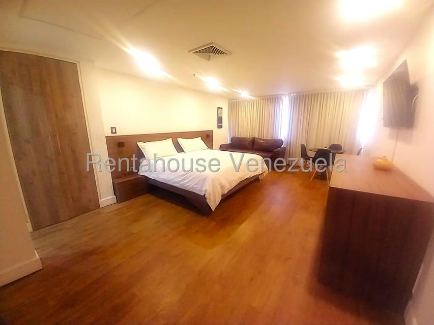 Apartamento (1 Nivel) en Alquiler en Chuao, Distrito Metropolitano - 6