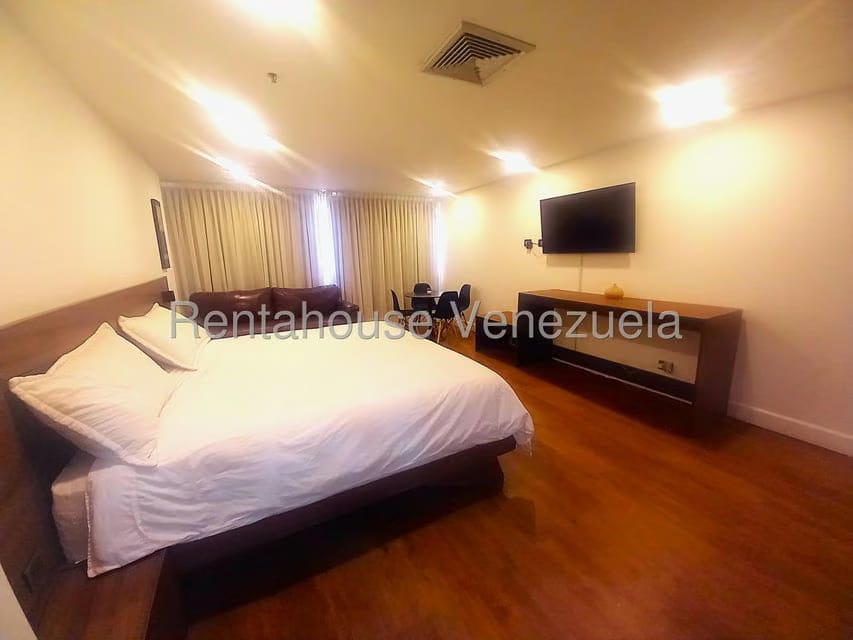Apartamento (1 Nivel) en Alquiler en Chuao, Distrito Metropolitano - 7
