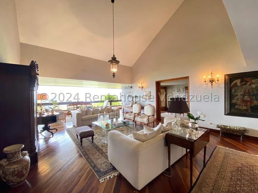 Apartamento (Duplex) en Venta en Oripoto, Distrito Metropolitano - 2