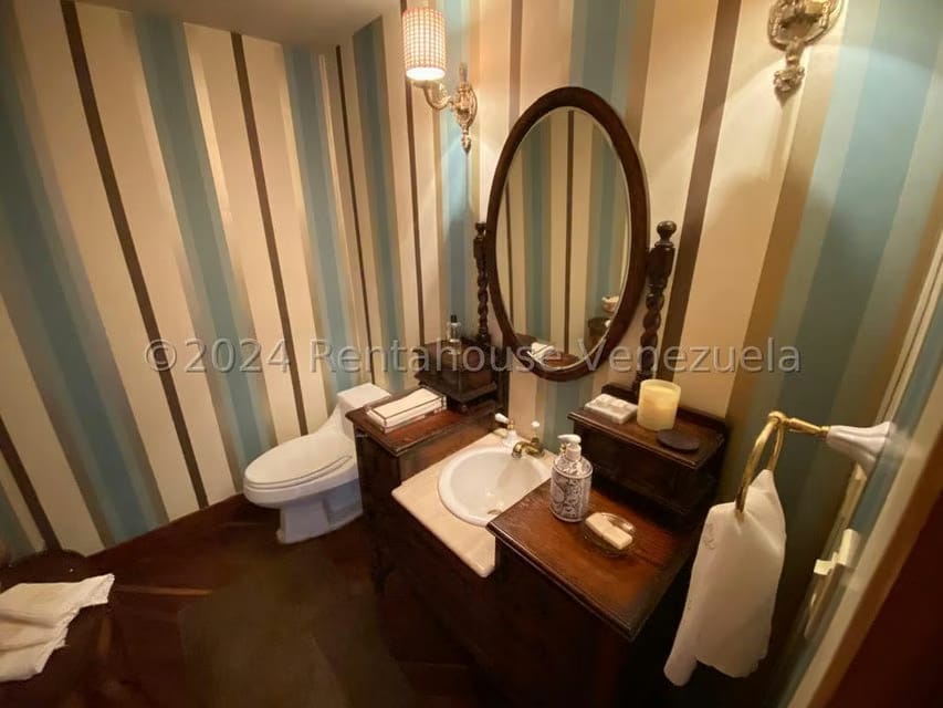 Apartamento (Duplex) en Venta en Oripoto, Distrito Metropolitano - 11