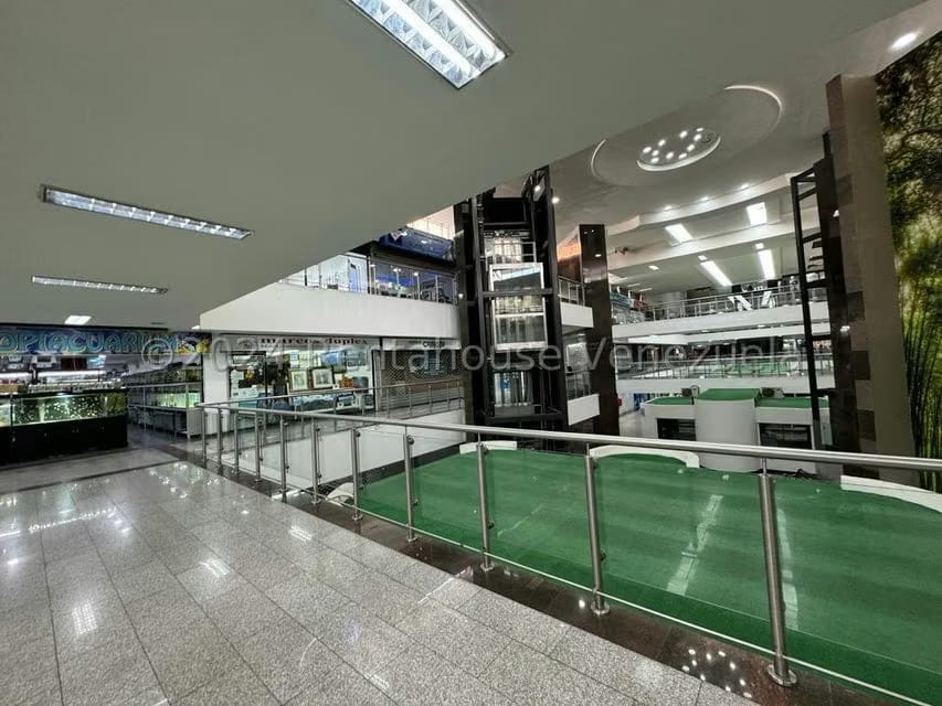 Comercial (Local Comercial) en Venta en El Cafetal, Distrito Metropolitano - 17