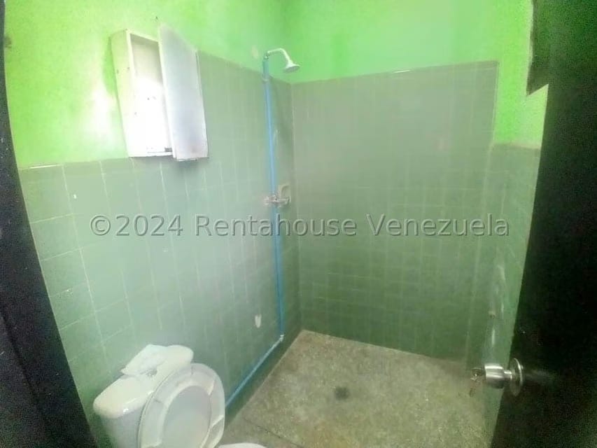 Comercial (Local Comercial) en Venta en Parroquia Catedral, Lara - 11