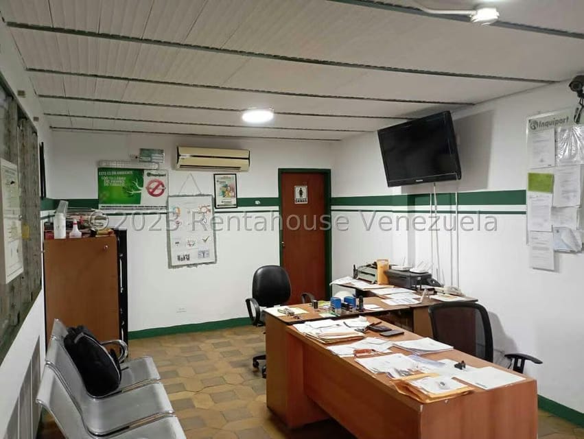 Comercial (Galpon - Deposito) en Venta en Los Parques, Merida - 17