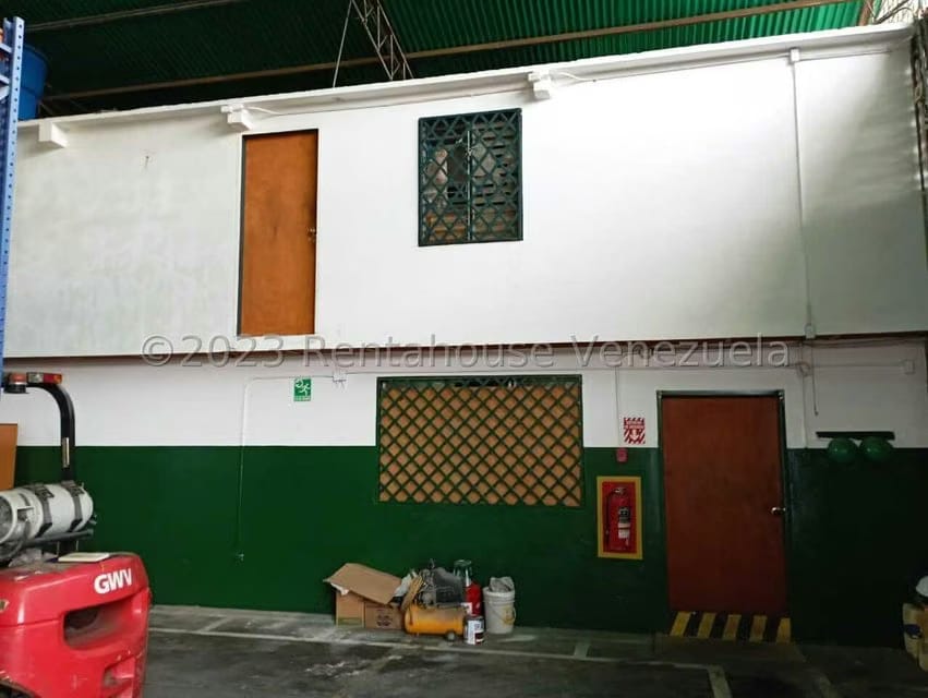 Comercial (Galpon - Deposito) en Venta en Los Parques, Merida - 5