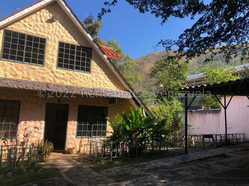 Casa (Duplex) en Venta en Las Morochas I, Carabobo