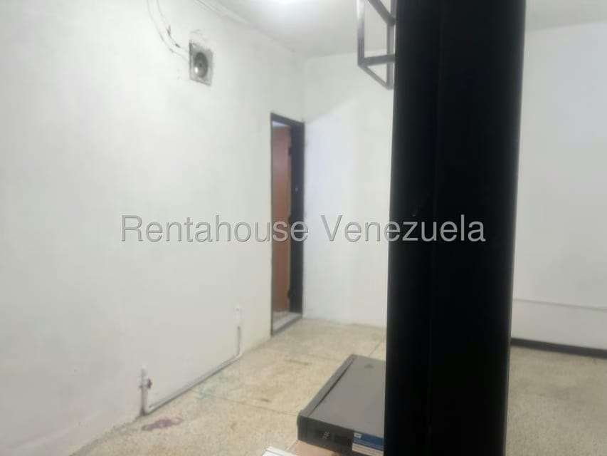 Comercial (Oficina) en Venta en Avenida Loreto, Aragua - 13