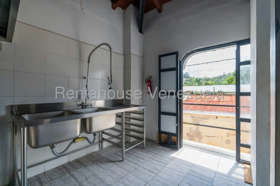 Comercial (Local Comercial) en Alquiler en El Hatillo, Distrito Metropolitano - 15
