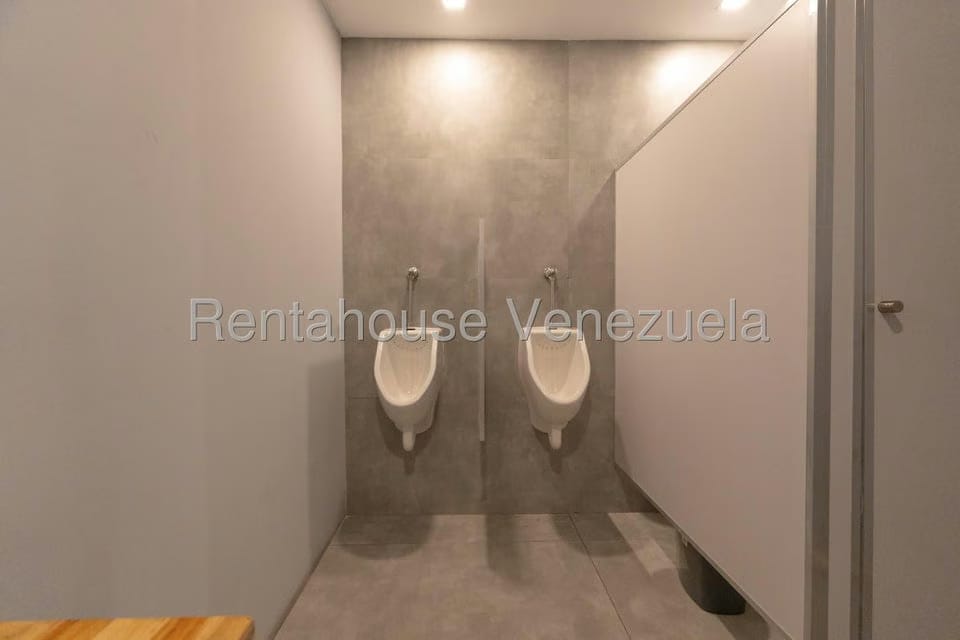 Comercial (Local Comercial) en Alquiler en El Hatillo, Distrito Metropolitano - 23