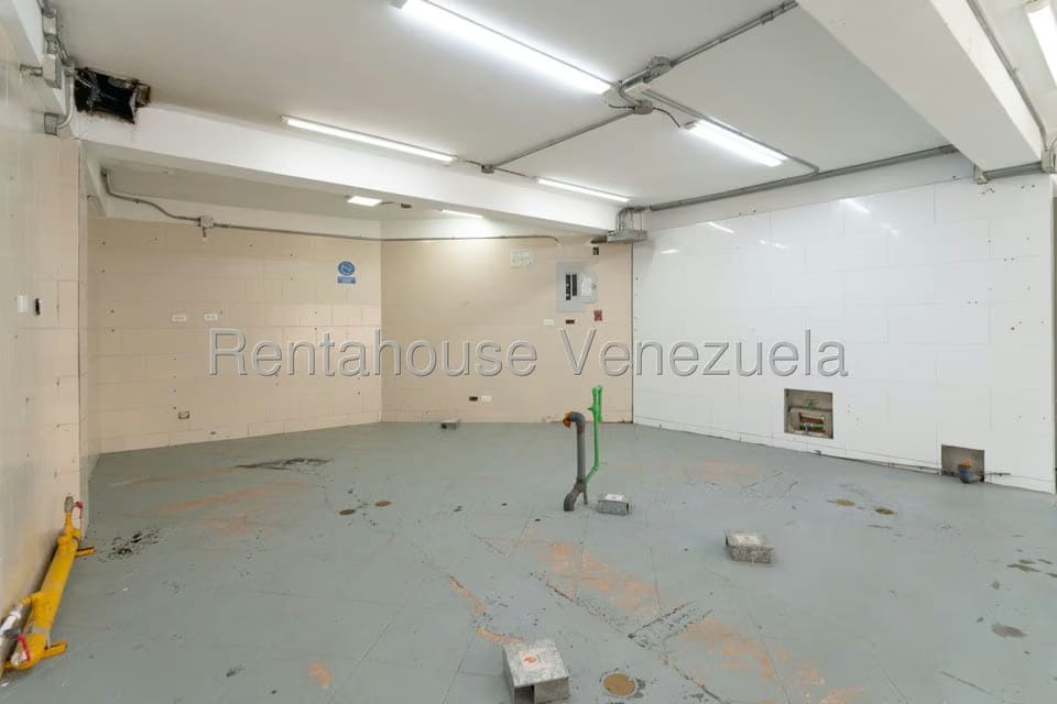 Comercial (Local Comercial) en Alquiler en El Hatillo, Distrito Metropolitano - 34