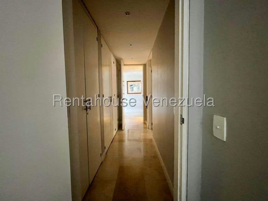 Apartamento (1 Nivel) en Venta en La Lagunita Country Club, Distrito Metropolitano - 11