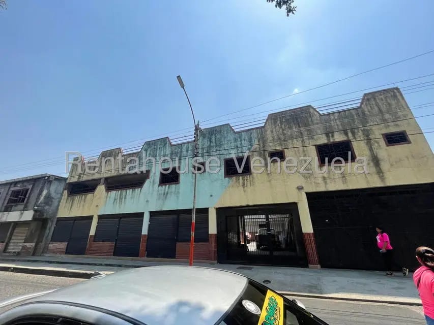 Comercial (Edificio) en Venta en Centro, Portuguesa - 3