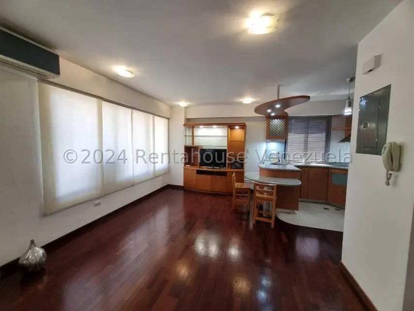 Apartamento (1 Nivel) en Alquiler en La Campiña, Distrito Metropolitano - 10
