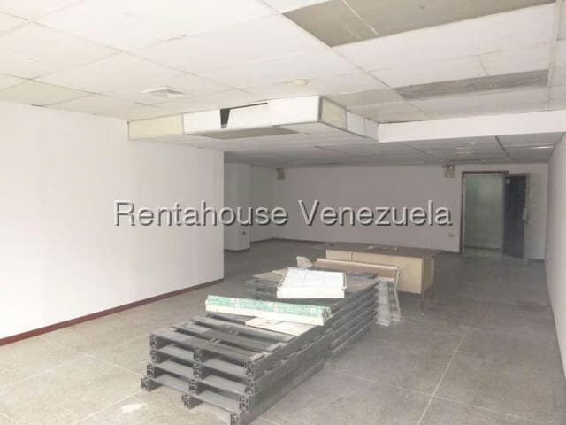 Comercial (Oficina) en Alquiler en La Urbina, Distrito Metropolitano - 6