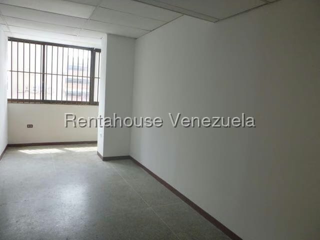 Comercial (Oficina) en Alquiler en La Urbina, Distrito Metropolitano - 7