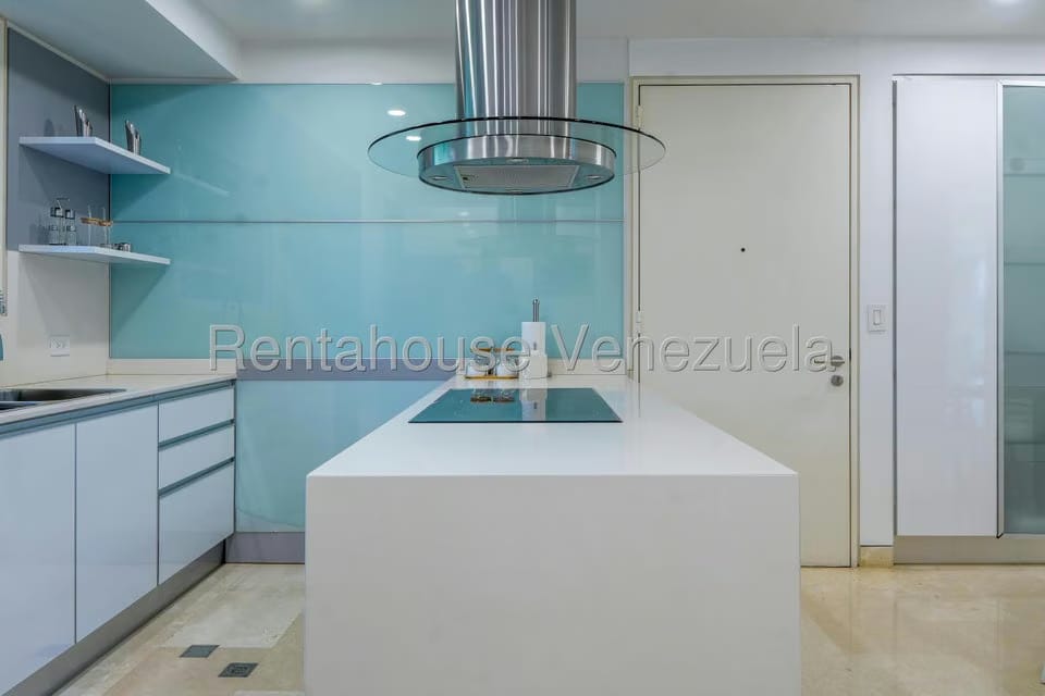Apartamento (1 Nivel) en Venta en Campo Alegre, Distrito Metropolitano - 17