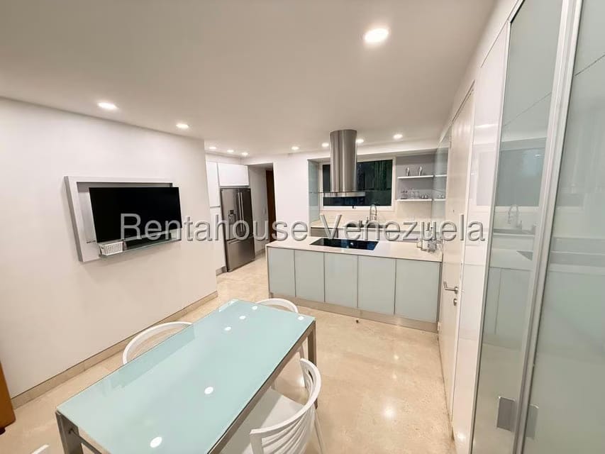 Apartamento (1 Nivel) en Venta en Campo Alegre, Distrito Metropolitano - 18