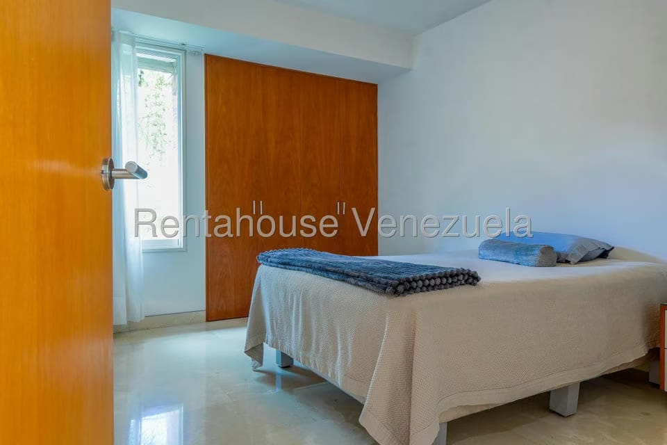 Apartamento (1 Nivel) en Venta en Campo Alegre, Distrito Metropolitano - 28