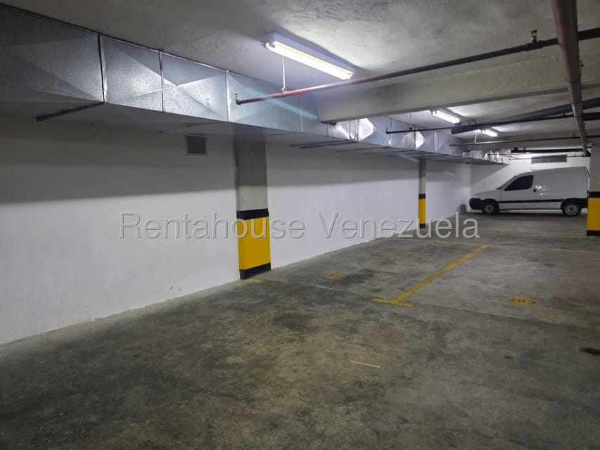Apartamento (1 Nivel) en Venta en Campo Alegre, Distrito Metropolitano - 46