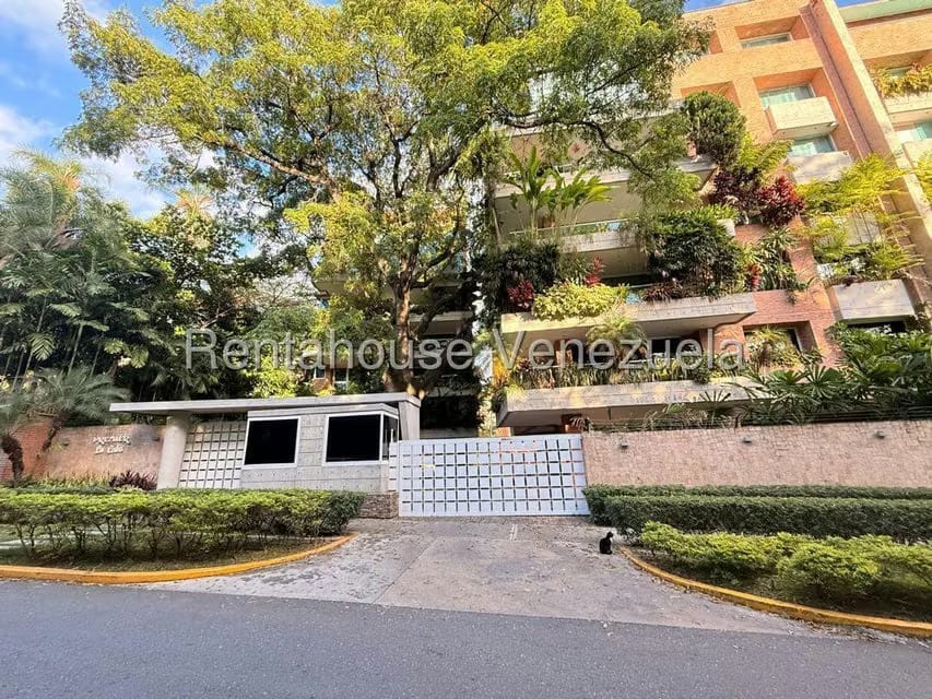 Apartamento (1 Nivel) en Venta en Campo Alegre, Distrito Metropolitano - 50