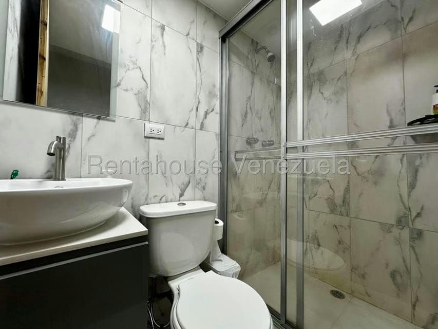 Apartamento (1 Nivel) en Venta en La Bonita, Distrito Metropolitano - 26