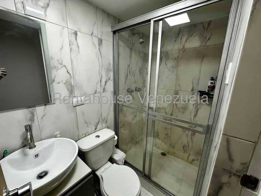 Apartamento (1 Nivel) en Venta en La Bonita, Distrito Metropolitano - 27