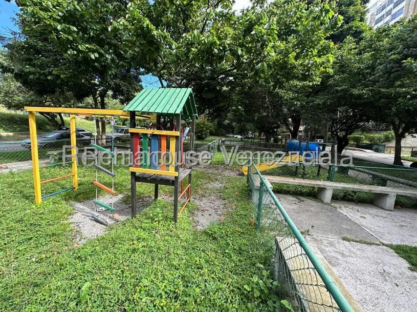Apartamento (1 Nivel) en Venta en La Bonita, Distrito Metropolitano - 34