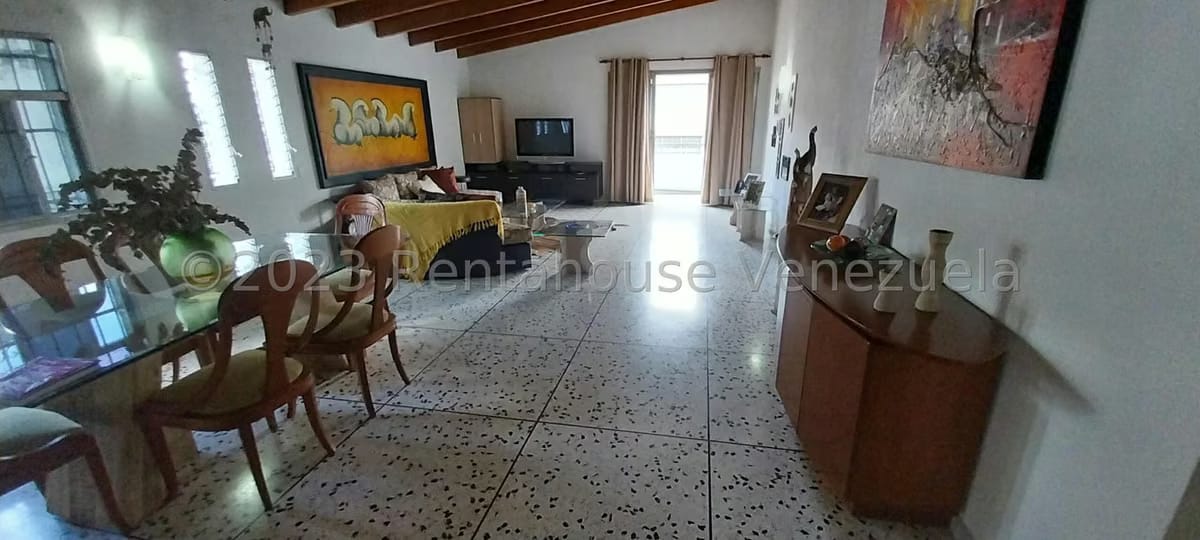Casa (Duplex) en Venta en El Marques, Distrito Metropolitano - 3