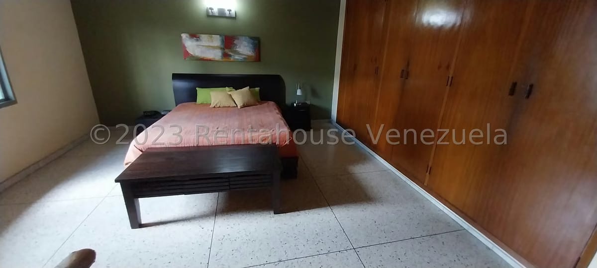 Casa (Duplex) en Venta en El Marques, Distrito Metropolitano - 24