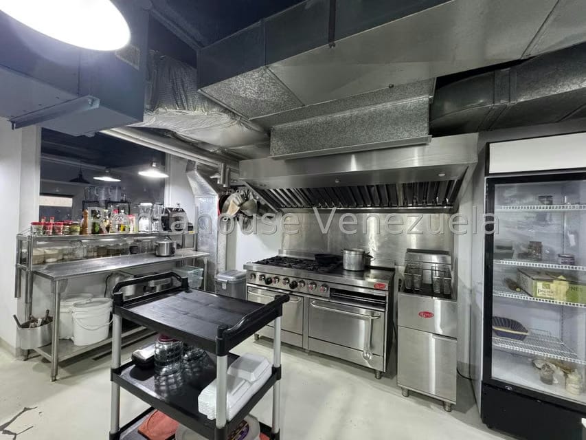 Comercial (Local Comercial) en Venta en Santa Fe Norte, Distrito Metropolitano - 12