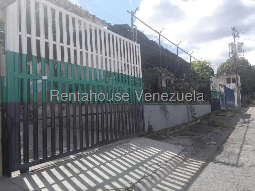 Comercial (Galpon - Deposito) en Venta en Sector Industrial Cloris, Miranda