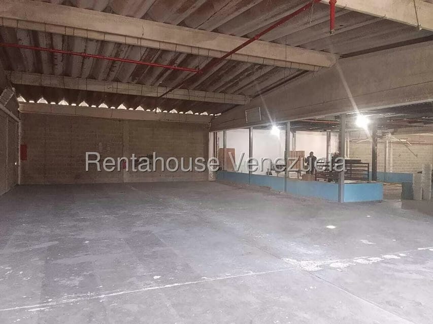Comercial (Galpon - Deposito) en Venta en Sector Industrial Cloris, Miranda - 25