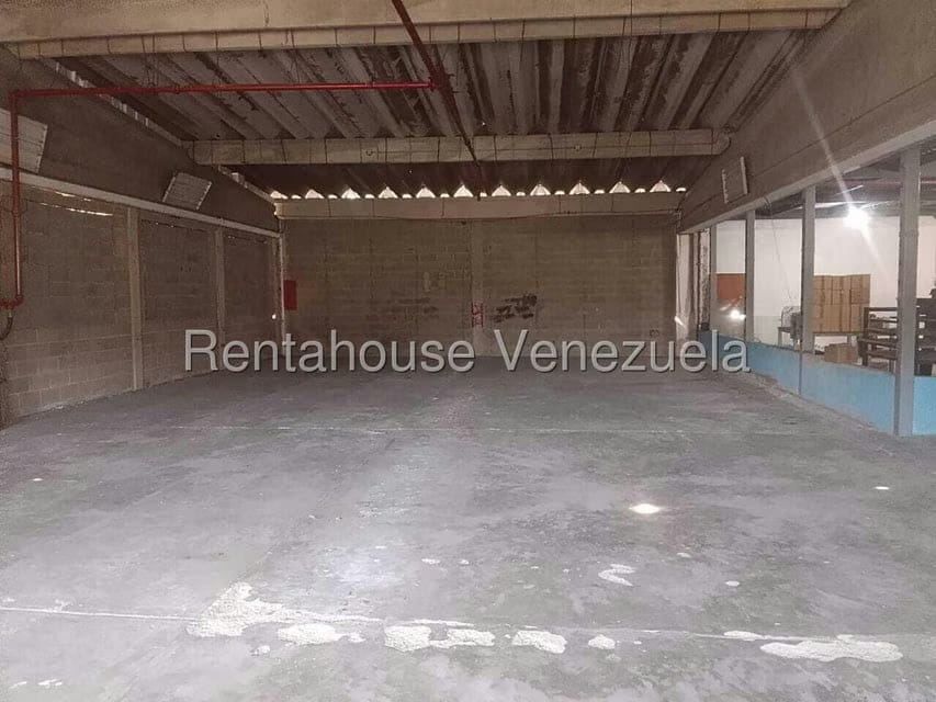 Comercial (Galpon - Deposito) en Venta en Sector Industrial Cloris, Miranda - 33