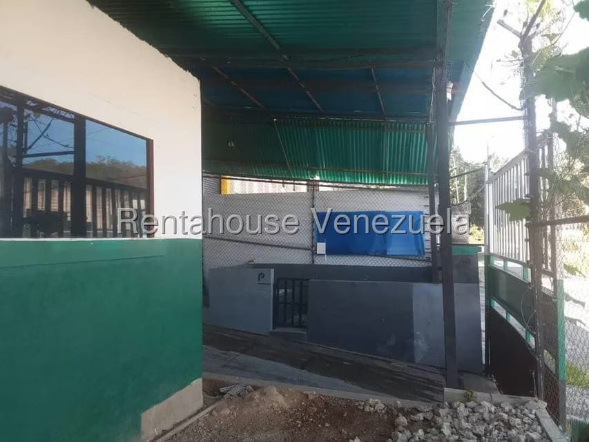 Comercial (Galpon - Deposito) en Venta en Sector Industrial Cloris, Miranda - 59