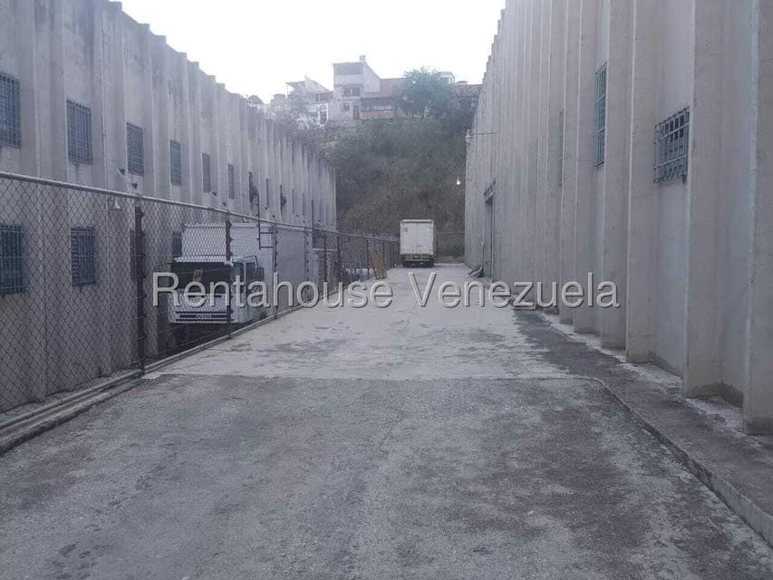 Comercial (Galpon - Deposito) en Venta en Sector Industrial Cloris, Miranda - 8