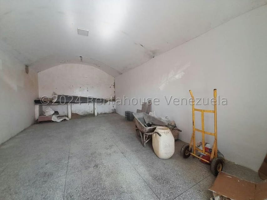 Comercial (Local Comercial) en Alquiler en La Piedad Norte, Lara - 11