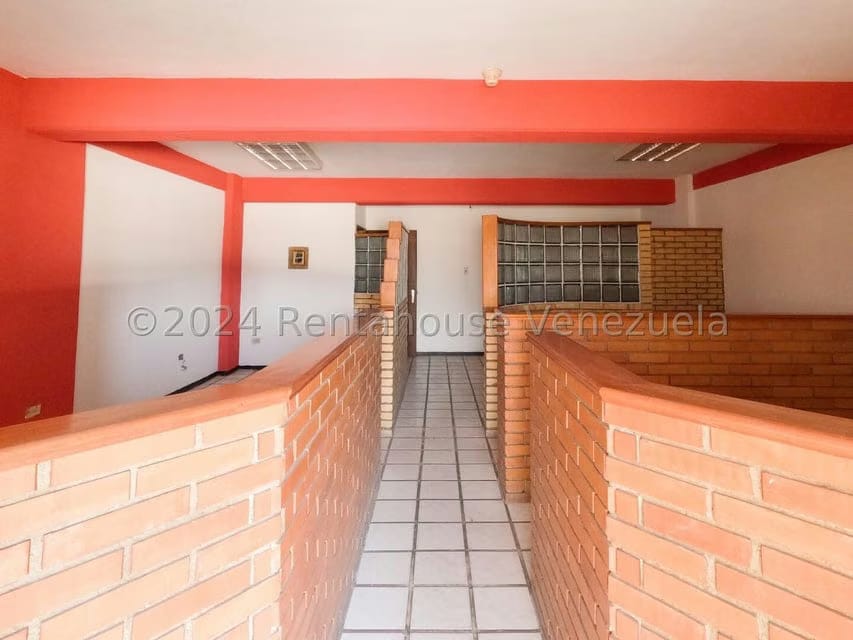 Comercial (Oficina) en Alquiler en Centro, Lara - 16