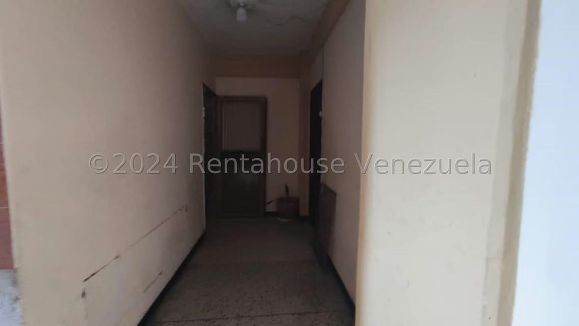 Comercial (Oficina) en Alquiler en Centro, Lara - 3