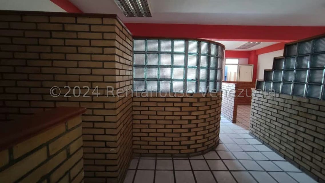 Comercial (Oficina) en Alquiler en Centro, Lara - 27