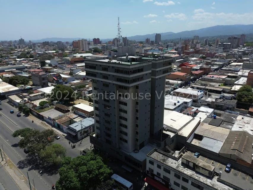 Comercial (Oficina) en Alquiler en Centro, Lara - 34