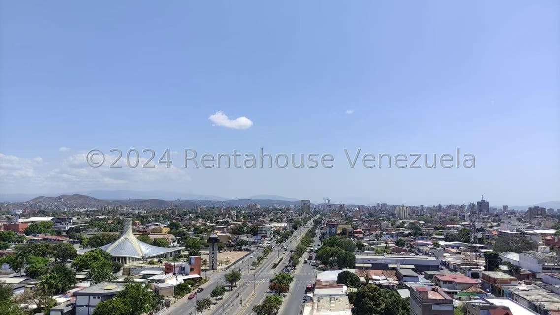 Comercial (Oficina) en Alquiler en Centro, Lara - 35