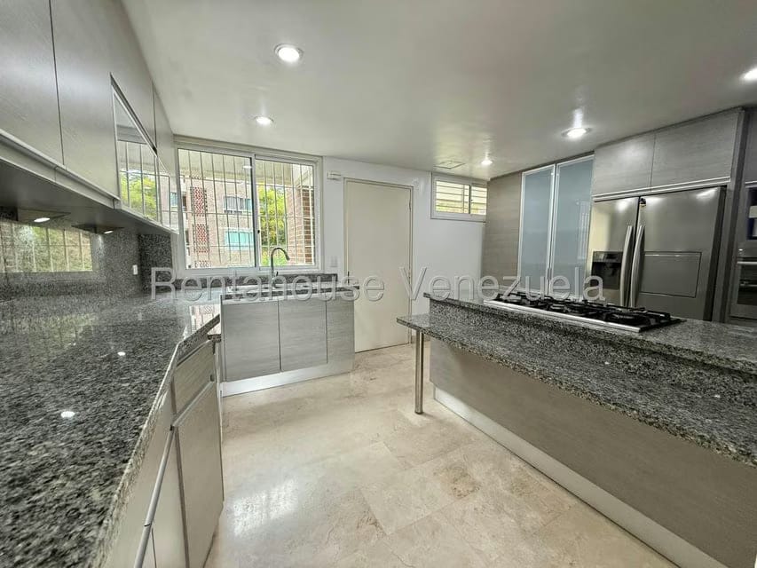 Apartamento (1 Nivel) en Alquiler en Escampadero, Distrito Metropolitano - 10
