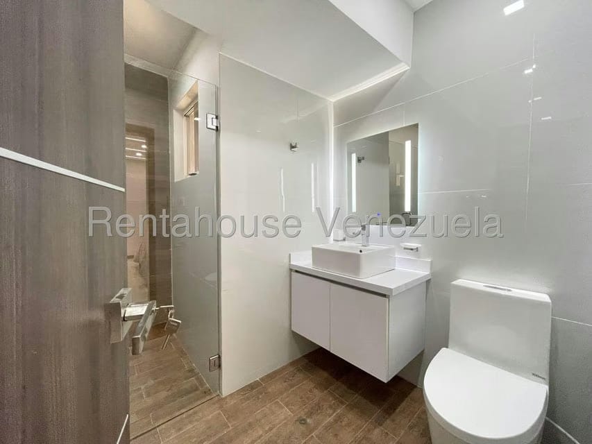 Apartamento (1 Nivel) en Venta en Base Aragua, Aragua - 24