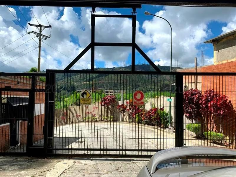 Terreno (Comercial) en Venta en La Escondida, Distrito Metropolitano - 2